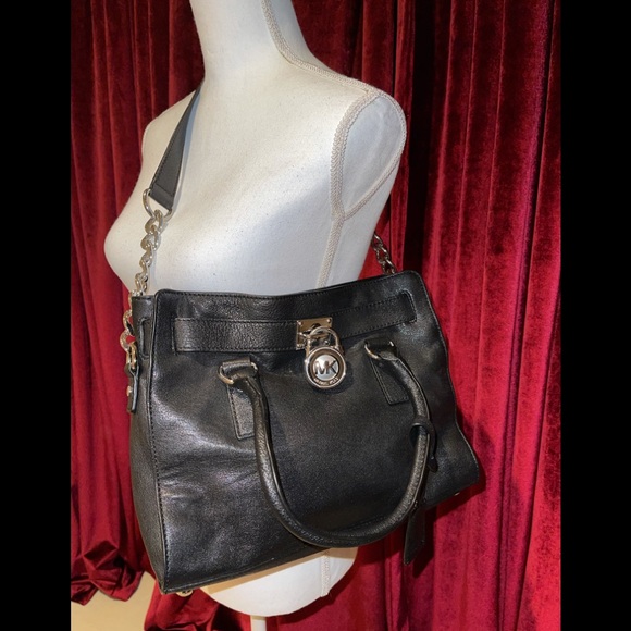 Micheal Kors shoulder bag - Picture 2 of 9